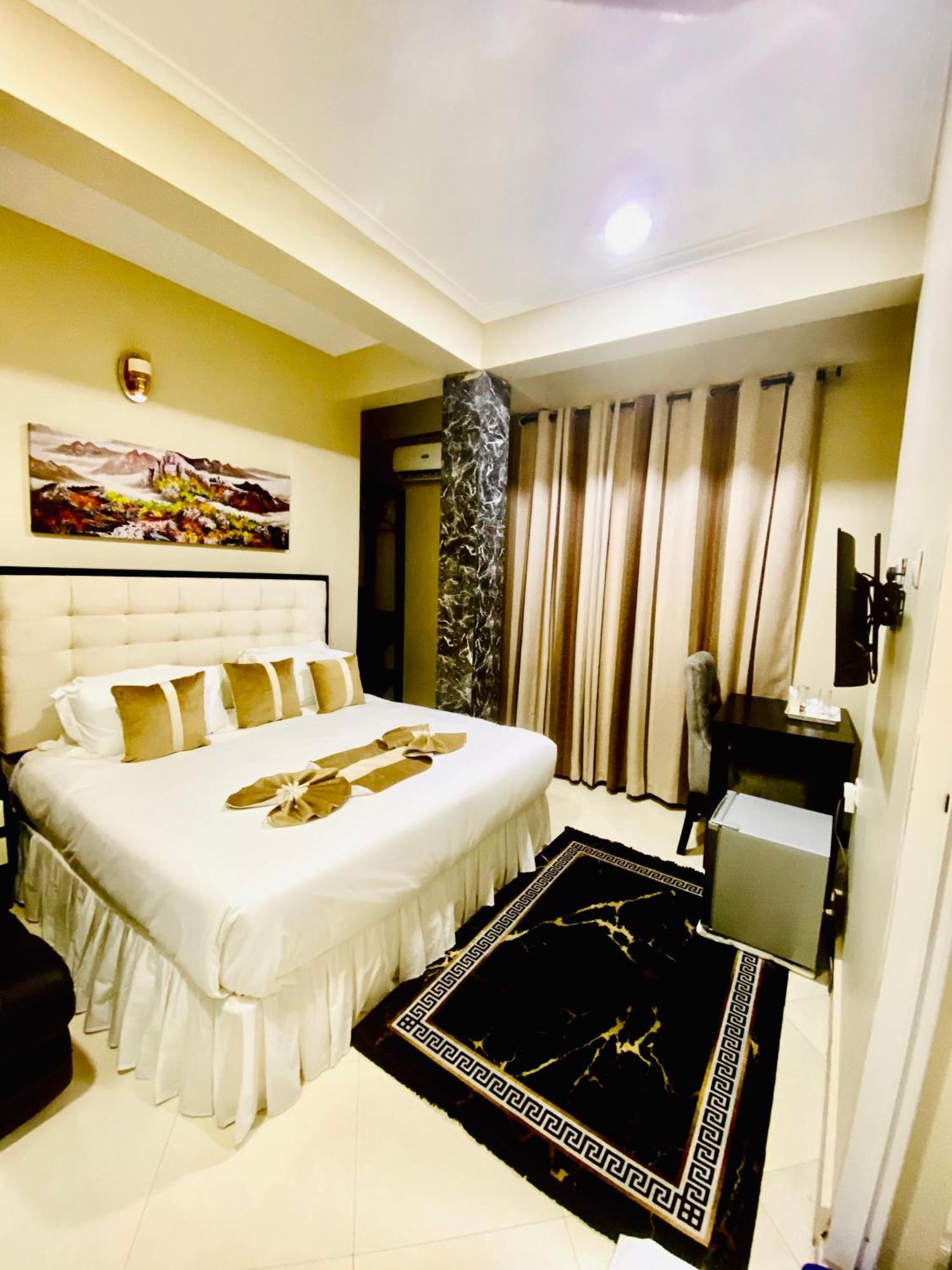 Diary Hotel ดาร์เอสซาลาม ภายนอก รูปภาพ