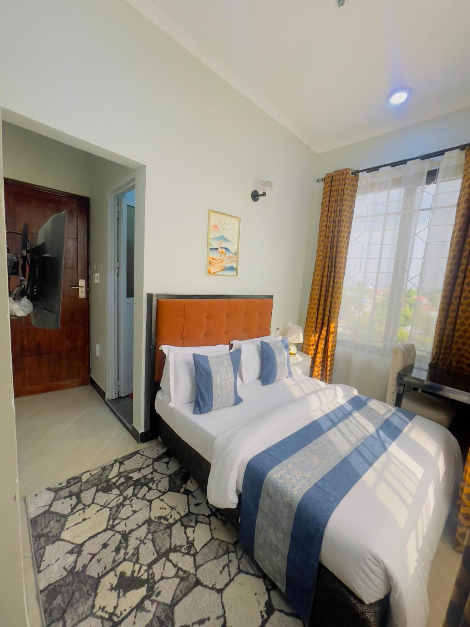 Diary Hotel ดาร์เอสซาลาม ภายนอก รูปภาพ