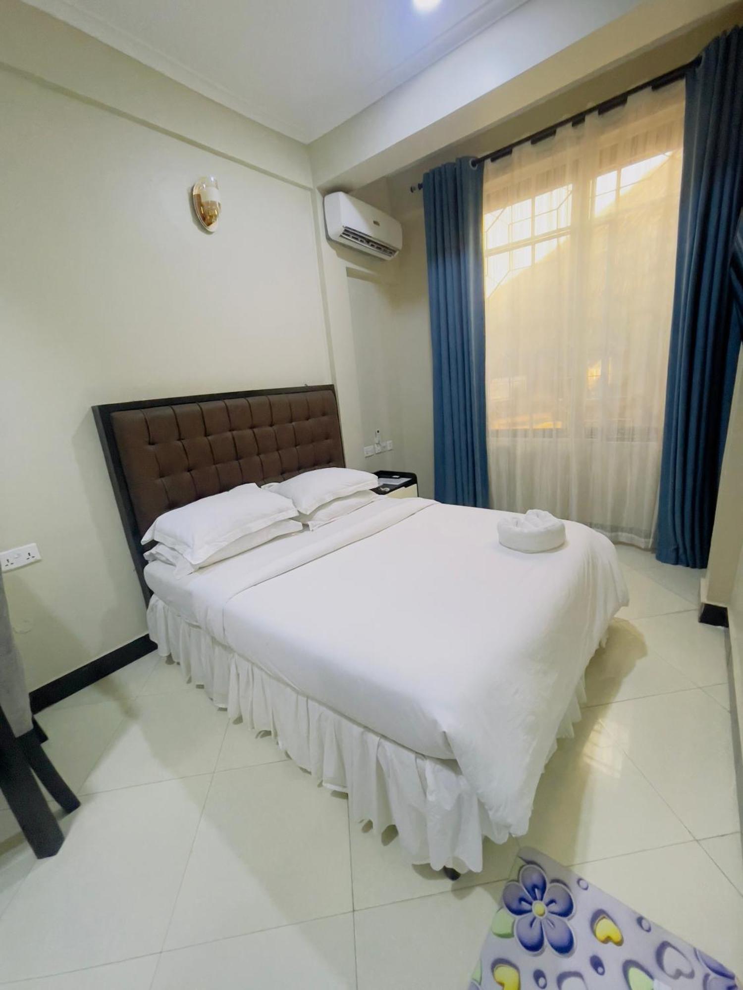 Diary Hotel ดาร์เอสซาลาม ภายนอก รูปภาพ